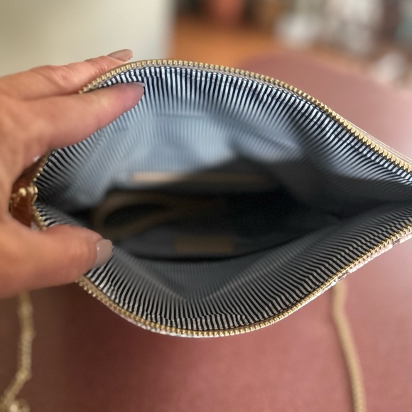 Snakeskin Pattern Clutch - Picture 4 of 8